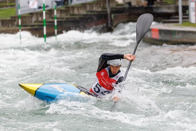 Oleksandr Fedorenko (UKR) bei ICF CANOE SLALOM WORLD CUP, Kanusport, Männer, Kajak, 2026, am 12.06.2026 in Augsburg, Eiskanal. Bayern Deutschland