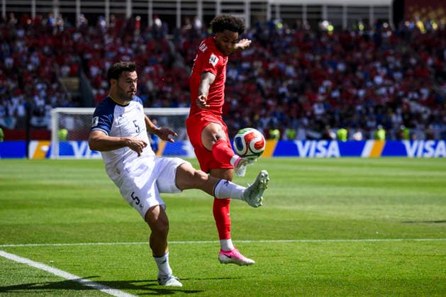 Canada and Bosnia v Herzegovina - FIFA World Cup, WM, Weltmeisterschaft, Fussball 2026 Tajon Buchanan of Canada competes for the ball with Sead Kolasinac of Bosnia and Herzegovina during the FIFA World Cup 2026 Group B match between Canada and Bosnia and Herzegovina. Toronto Canada Copyright: xNicolòxCampox