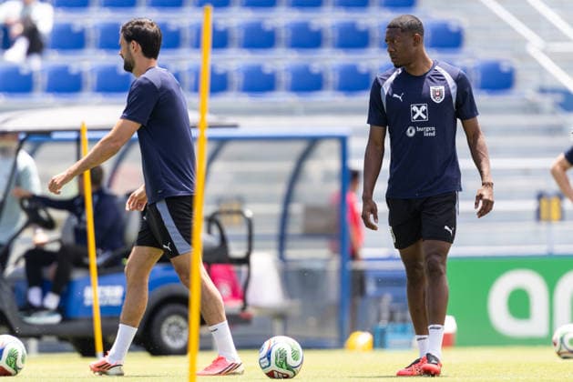 SOCCER - FIFA World Cup, WM, Weltmeisterschaft, Fussball 2026, preview SANTA BARBARA,CALIFORNIA,USA,12.JUN.26 - SOCCER - FIFA World Cup 2026, USA, Mexico, Canada, preview, OEFB, Oesterreichischer Fussball-Bund, training team AUT. Image shows Florian Grillitsch and David Alaba (AUT).  GEPAxpictures xArminxRauthner