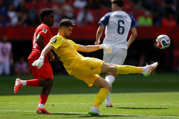 Nikola Vasilj from Bosnia and Herzegovina kicks the ball in a Group B match of the 2026 FIFA World Cup, WM, Weltmeisterschaft, Fussball between Canada and Bosnia and Herzegovina at BMO Field in Toronto,Canada, 12 June 2026. Fifa World Cup 2026 - Group B - Canada vs Bosnia and Herzegovina !ACHTUNG: NUR REDAKTIONELLE NUTZUNG!  Copyright: xBienvenidoxVelascox GR5205 0859023314st