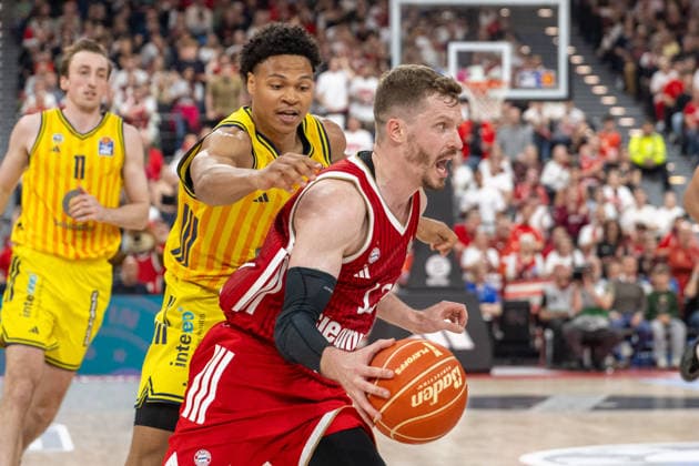 Andreas Obst 13 (FC Bayern Basketball) im Zweikampf, FC Bayern Basketball vs. Alba Berlin, BBL, Finale 1, 12.06.2026 Muenchen Bayern Deutschland