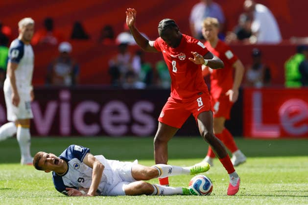 Ismael Kone (R) of Canada vies for the ball with Samed Bazaa of Bosnia and Herzegovina in a Group B match of the 2026 FIFA World Cup, WM, Weltmeisterschaft, Fussball between Canada and Bosnia and Herzegovina at BMO Field in Toronto,Canada, 12 June 2026. Fifa World Cup 2026 - Group B - Canada vs Bosnia and Herzegovina !ACHTUNG: NUR REDAKTIONELLE NUTZUNG!  Copyright: xBienvenidoxVelascox GR5213 20260612-55020580834_1