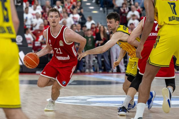 Justus Hollatz 21 (FC Bayern Basketball), FC Bayern Basketball vs. Alba Berlin, BBL, Finale 1, 12.06.2026 Muenchen Bayern Deutschland