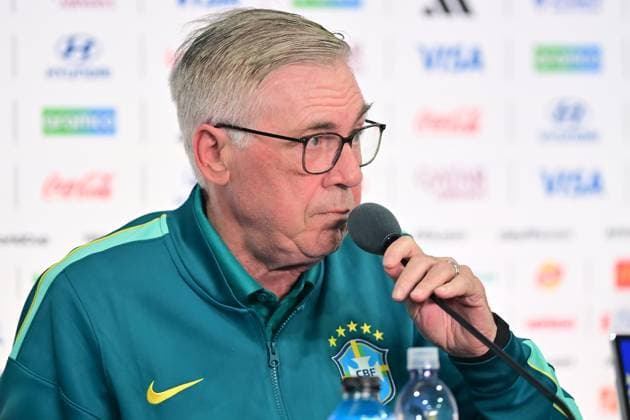 MetLife Stadium NEW JERSEY (NY), 12 06 2026 - SPORTS WORLD CUP: FOOTBALL-BRAZIL - Player Vinicius Junior, accompanied by coach Carlos Ancelotti, during a press conference, PK, Pressekonferenz held in the press room of MetLife Stadium, in New Jersey, on the afternoon of Friday, June 12. The team is preparing to face Morocco (MAR) in the first round of Group C of the 2026 FIFA World Cup, WM, Weltmeisterschaft, Fussball (Photo: Eduardo Carmim Photo Premium SPP) 30930 (Eduardo Carmim SPP)  Copyright: xEduardoxCarmimx xSPPx spp-en-EdCa-eduardo_carmim_photo_premium_490918