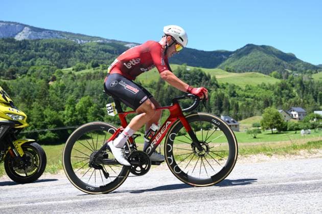 Tour Auvergne - Rhone-Alpes 2026 Stage 6 CREST-VOLAND, FRANCE - JUNE 12 : Fox Matthew (AUS) of Lotto Intermarche during stage 6 of the 78th edition of Tour Auvergne - Rhone-Alpes an UCI World Tour 2.UWT cycling road race stage for Men Elite of 182.3 km with start in Saint-Vulbas and finish in Crest-Voland on June 12, 2026 in Crest-Voland, France, 12 06 2026 ( Motordriver Guy De Vuyst - Crest-Voland France  Copyright: xVincentxKalutx