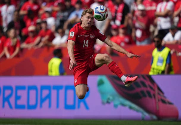 Jacob Shaffelburg (Canada) controls the ball during Canada and Bosnia and Herzegovina, Group B FIFA World Cup, WM, Weltmeisterschaft, Fussball 2026, Toronto Stadium, Toronto, Canada on June 12, 2026. Thor Wegner DeFodi Images. (Photo by DeFodi Images) - *** Jacob Shaffelburg Canada controls the ball during Canada and Bosnia and Herzegovina, Group B FIFA World Cup 2026, Toronto Stadium, Toronto, Canada on June 12, 2026 Thor Wegner DeFodi Images Photo by DeFodi Images