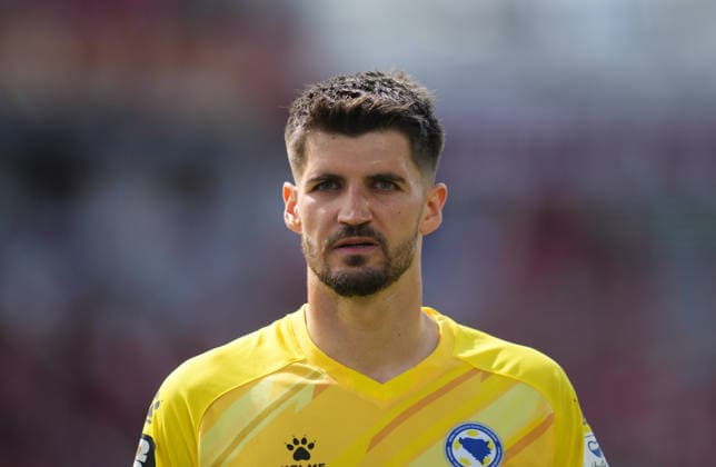 June 12 2026: Nikola Vasilj (Bosnia And Herzegovina) looks on during Canada and Bosnia and Herzegovina, FIFA World Cup, WM, Weltmeisterschaft, Fussball 2026, at Toronto Stadium in Toronto, Canada. CSM Canada V Bosnia And Herzegovina: Group B - FIFA World Cup 2026  - ZUMAc04_ 20260612_zma_c04_066 Copyright: xKimxPricex