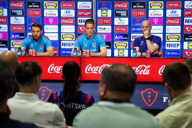 Croatia Training And press conference, PK, Pressekonferenz - FIFA World Cup, WM, Weltmeisterschaft, Fussball 2026 Nikola Vlasic of Croatia, Mario Pasalic of Croatia and Head of communications at Croatian Football Federation Tomislav Pacak speak with a media during the press conference of Croatia National Football Team at training centre at Episcopal High School on June 12, 2026 in Alexandria, Virginia.  IgorxKralj PIXSELL