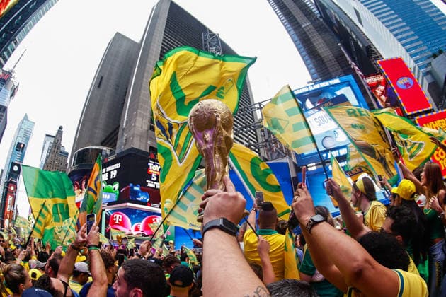 Brazilian Supporters during World Cup in Times Square New York, NY, United States. (Photo by Riquelve Nata SPP)  Copyright: xRiquelvexNata SPPx Sportspressphoto_SPR165587