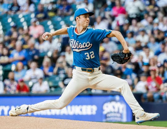 Milwaukee Brewers starting pitcher Jacob Misiorowski throws in the first inning of the MLB, Baseball Herren, USA game between the Philadelphia Phillies and the Milwaukee Brewers at American Family Field in Milwaukee, Wisconsin on Friday, June 12, 2026.  MIL20260612808 TANNENxMAURY