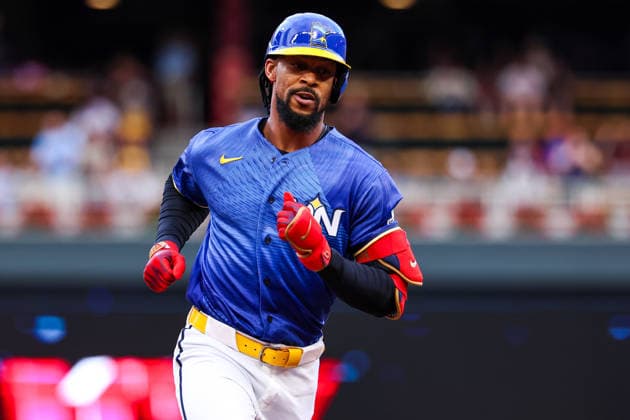 June 12th, 2026: Minnesota Twins center fielder Byron Buxton (25) celebrates a solo home run in the first inning of a MLB, Baseball Herren, USA Baseball game between the St. Louis Cardinals and the Minnesota Twins at Target Field in Minneapolis, Minnesota. CSM Minneapolis USA - ZUMAc04_ 20260612_zma_c04_131 Copyright: xStevenxGarciax