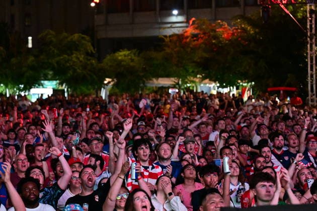 USA v Paraguay - FIFA World Cup, WM, Weltmeisterschaft, Fussball 2026 - Group D match watched on giant screens in Boston BOSTON, UNITED STATES - JUNE 12: Football fans gather at the FIFA Fan Festival to watch the 2026 FIFA World Cup Group D opening match between the United States and Paraguay on giant screens in Boston, United States on June 12, 2026. Abdulhamid Hosbas Anadolu Boston United States. Editorial use only. Please get in touch for any other usage.  Copyright: x2026xAnadoluxAbdulhamidxHosbasx
