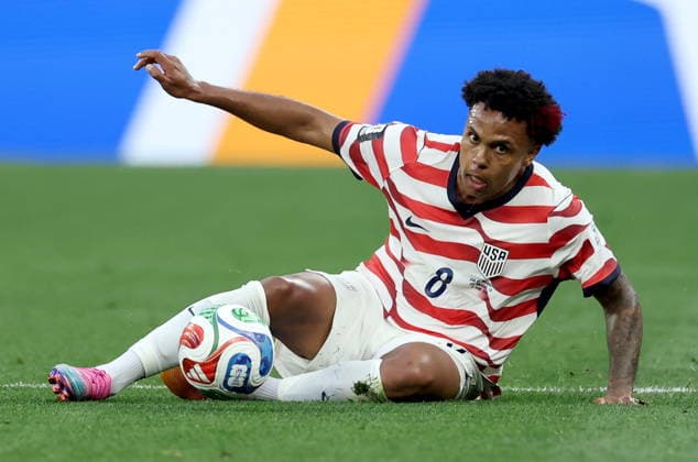 FIFA World Cup, WM, Weltmeisterschaft, Fussball 2026 - Group D - USA vs Paraguay Weston McKennie of USA in action during the FIFA World Cup 2026 group stage match USA against Paraguay, in Los Angeles, California, USA, 12 June 2026. LOS ANGELES United States  Copyright: xCHRISxTORRESx