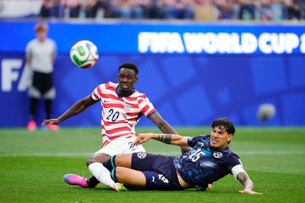 June 12, 2026, Los Angeles, California, United States: Folarin Balogun of USA and Gustavo Gomez of Paraguay compete for the ball during the FIFA World Cup, WM, Weltmeisterschaft, Fussball 2026 Group D match between USA and Paraguay at Los Angeles Stadium on June 12, 2026 in Los Angeles, California. USA V Paraguay: Group D - FIFA World Cup 2026  - ZUMAa181 20260612_zaa_a181_018 Copyright: xJosexBretonx
