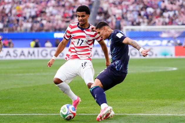 USA v Paraguay: Group D - FIFA World Cup, WM, Weltmeisterschaft, Fussball 2026 Malik Tillman of USA in action during the FIFA World Cup 2026 Group D match between USA and Paraguay at Los Angeles Stadium on June 12, 2026 in Los Angeles, California. Los Angeles California United States  Copyright: xJosexBretonx originalFilename:bretonhernandez-usavpara260612_npVTG.jpg