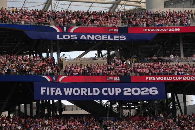 FIFA World Cup, WM, Weltmeisterschaft, Fussball 2026 - Group D - USA vs Paraguay People attend the FIFA World Cup 2026 group stage match USA against Paraguay, in Los Angeles, California, USA, 12 June 2026. LOS ANGELES United States  Copyright: xSCOTTxSTRAZZANTEx