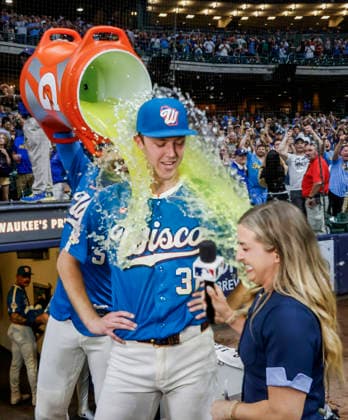Milwaukee Brewers starting pitcher Jacob Misiorowski gets a Gatorade bath as he is interviewed after the final out in the ninth inning of the MLB, Baseball Herren, USA game between the Philadelphia Phillies and the Milwaukee Brewers at American Family Field in Milwaukee, Wisconsin on Friday, June 12, 2026. The Brewers shut out the Phillies 6-0 with Misiorowski pitching the entire game.  MIL20260612837 TANNENxMAURY
