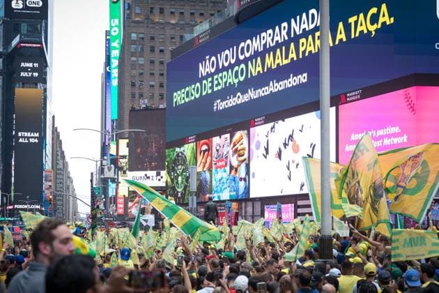 Brazilian fans in Times Square Brazilian fans gather in Times Square in New York to cheer for the Brazilian national team, Nationalteam on the eve of the World Cup s opening match in the United States this Friday, June 12, 2026. new york new york united of america Copyright: xVanessaxCarvalhox