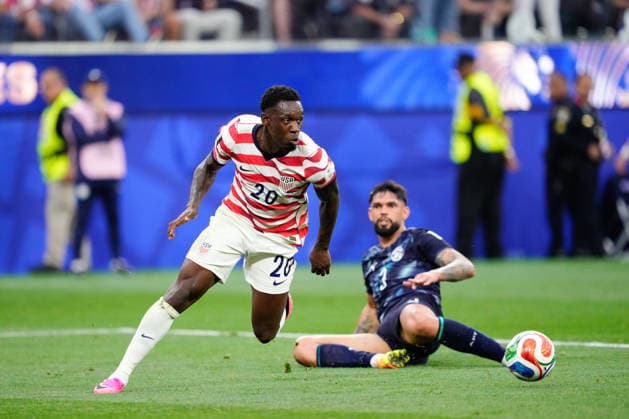 June 12, 2026, Los Angeles, California, United States: Folarin Balogun of USA in action during the FIFA World Cup, WM, Weltmeisterschaft, Fussball 2026 Group D match between USA and Paraguay at Los Angeles Stadium on June 12, 2026 in Los Angeles, California. USA V Paraguay: Group D - FIFA World Cup 2026  - ZUMAa181 20260612_zaa_a181_034 Copyright: xJosexBretonx