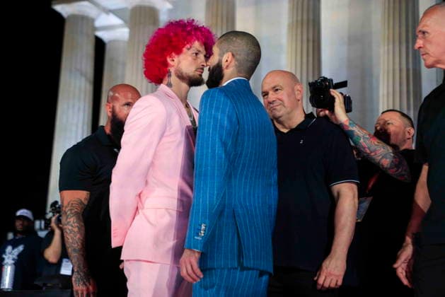 UFC Freedom 250 press conference, PK, Pressekonferenz UFC Bantamweight Sean O Malley (L) squares off with UFC Bantamweight Aiemann Zahabi (R) during the UFC Freedom 250 press conference at the Lincoln Memorial in Washington, DC, USA, 12 June 2026. The UFC Freedom 250 will take place on the South Lawn of the White House on 14 June 2026. WASHINGTON DISTRICT OF COLUMBIA United States  Copyright: xSHAWNxTHEWx xPOOLx