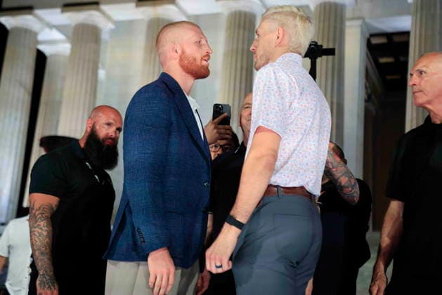 UFC Freedom 250 press conference, PK, Pressekonferenz UFC Middleweight Bo Nickal (L) squares off with UFC Middleweight Kyle Daukaus (R) during the UFC Freedom 250 press conference at the Lincoln Memorial in Washington, DC, USA, 12 June 2026. The UFC Freedom 250 will take place on the South Lawn of the White House on 14 June 2026. WASHINGTON DISTRICT OF COLUMBIA United States  Copyright: xSHAWNxTHEWx xPOOLx