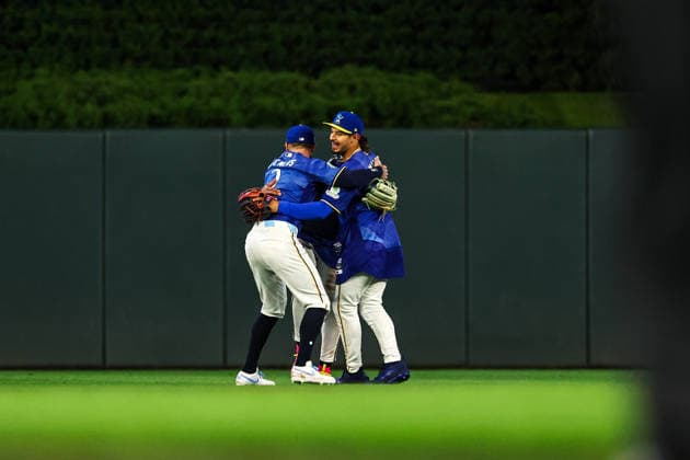 June 12th, 2026: The Minnesota Twins celebrate the win after a MLB, Baseball Herren, USA Baseball game between the St. Louis Cardinals and the Minnesota Twins at Target Field in Minneapolis, Minnesota. CSM Minneapolis USA - ZUMAc04_ 20260612_zma_c04_280 Copyright: xStevenxGarciax