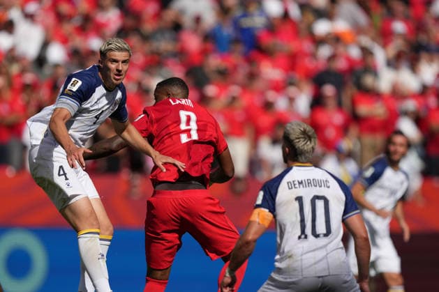 Toronto, Canada - 12 June: Tarik Muharemovic 4 of Bosnia and Herzegovina in action during the FIFA World Cup, WM, Weltmeisterschaft, Fussball 2026 match between Canada vs Bosnia and Herzegovina at Toronto Stadium on 12 June 2026. Toronto Toronto Stadium Canada Copyright: xOPAxImagesxMohammadxKaramalix
