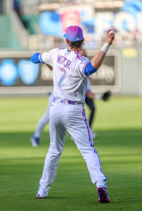 JUNE 12, 2026: Kansas City Royals shortstop Bobby Witt Jr. (7) warms up before the game against the Houston Astros at Kauffman Stadium in Kansas City, MO. CSM Kansas City United States - ZUMAc04_ 20260613_zma_c04_005 Copyright: xRomanxPunox