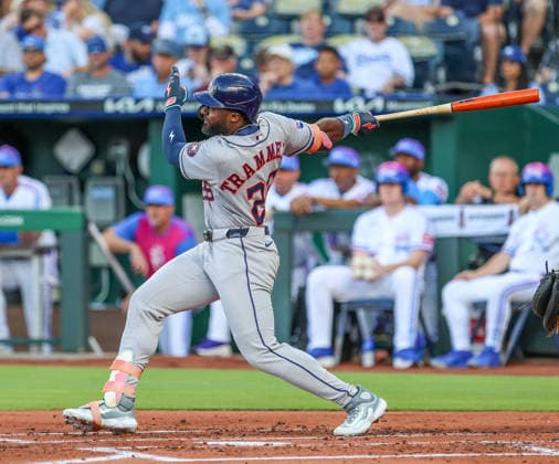 JUNE 12, 2026: Houston Astros outfielder Taylor Trammell (26) hits a single in the 1st inning against the Kansas City Royals at Kauffman Stadium in Kansas City, MO. CSM Kansas City United States - ZUMAc04_ 20260613_zma_c04_024 Copyright: xRomanxPunox