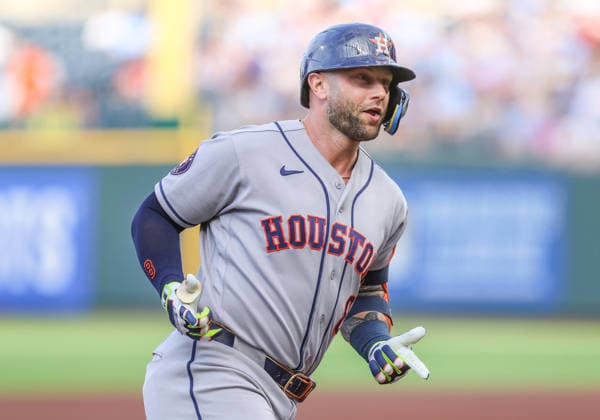JUNE 12, 2026: Houston Astros first baseman Christian Walker (8) reacts after hitting a home run in the 1st inning against the Kansas City Royals at Kauffman Stadium in Kansas City, MO. CSM Kansas City United States - ZUMAc04_ 20260613_zma_c04_032 Copyright: xRomanxPunox