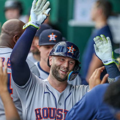 JUNE 12, 2026: Houston Astros first baseman Christian Walker (8) celebrates in the dugout after hitting a home run in the 1st inning against the Kansas City Royals at Kauffman Stadium in Kansas City, MO. CSM Kansas City United States - ZUMAc04_ 20260613_zma_c04_051 Copyright: xRomanxPunox