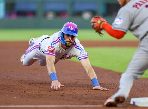 JUNE 12, 2026: Kansas City Royals outfielder Kameron Misner (26) dives into third base in the 1st inning against the Houston Astros at Kauffman Stadium in Kansas City, MO. CSM Kansas City United States - ZUMAc04_ 20260613_zma_c04_059 Copyright: xRomanxPunox