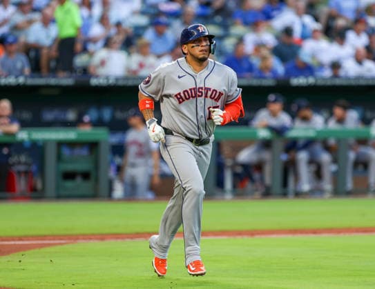 JUNE 12, 2026: Houston Astros infielder Isaac Paredes (15) heads towards first base after getting hit by a pitch in the 2nd inning against the Kansas City Royals at Kauffman Stadium in Kansas City, MO. CSM Kansas City United States - ZUMAc04_ 20260613_zma_c04_065 Copyright: xRomanxPunox