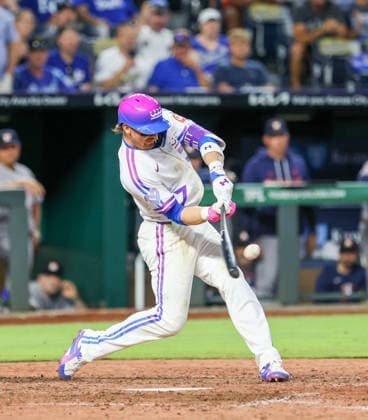 JUNE 12, 2026: Kansas City Royals shortstop Bobby Witt Jr. (7) hits a single in the 8th inning against the Houston Astros at Kauffman Stadium in Kansas City, MO. CSM Kansas City United States - ZUMAc04_ 20260613_zma_c04_083 Copyright: xRomanxPunox