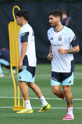 Argentina™s defender Gonzalo Montiel takes part in a training session during the 2026 FIFA World Cup, WM, Weltmeisterschaft, Fussball football tournament at Sporting KC Training Centre in Kansas City on June 12, 2026. ¨(Photo by Alejandro PAGNI PHOTOxPHOTO) KANSAS CITY UNITED STATES