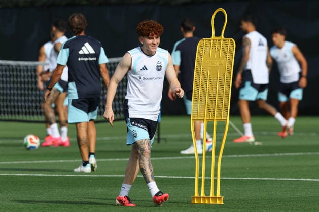 Argentina™s defender Valentin Barco takes part in a training session during the 2026 FIFA World Cup, WM, Weltmeisterschaft, Fussball football tournament at Sporting KC Training Centre in Kansas City on June 12, 2026. ¨(Photo by Alejandro PAGNI PHOTOxPHOTO) KANSAS CITY UNITED STATES