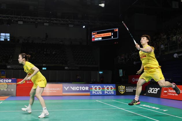 (260613) -- SYDNEY, June 13, 2026 -- Guo Xinwa (R) Chen Fanghui compete during the mixed doubles semifinal match between Guo Xinwa Chen Fanghui of China and Ruttanapak Oupthong Jhenicha Sudjaipraparat of Thailand at the Australian Badminton Open 2026 in Sydney, Australia, June 13, 2026. ) (SP)AUSTRALIA-SYDNEY-BADMINTON-AUSTRALIAN OPEN-MIXED DOUBLES-SEMIFINALS GongxBing 