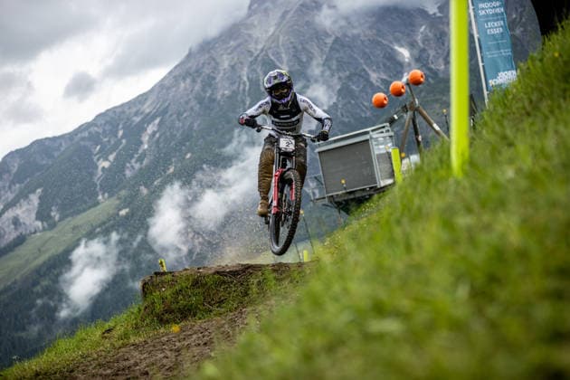 Whoop UCI Mountainbike World Series Leogang Downhill VERGIER Loris COMMENCAL MUC-OFF BY RIDING ADDICTIONat Whoop UCI Mountainbike World Series Leogang Downhill, 13.06.2026,in Leogang,AUT Foto: Sebastian Sternemann