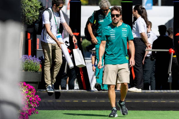 Fernando Alonso (Aston Martin Aramco Formula One Team, Spanien, 14), ESP, Formel 1 Weltmeisterschaft, Grand Prix von Barcelona-Catalunya, Circuit de Barcelona-Catalunya, Qualifying Day, Saison 2026, 13.06.2026 ESP, Formel 1 Weltmeisterschaft, Grand Prix von Barcelona-Catalunya, Circuit de Barcelona-Catalunya, Qualifying Day, Saison 2026, 13.06.2026 Barcelona