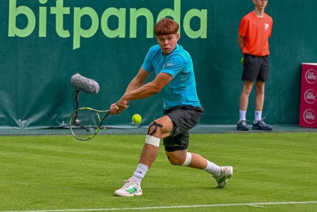 Diego Dedura (Deutschland) erwartet einen Ball TERRA WORTMANN Open 2026, Tennis, ATP, Tennis Herren 500, Turnier, Qualifikation, 13.06.2026, TERRA WORTMANN Open 2026, Tennis, ATP 500, Turnier, Qualifikation, 13.06.2026 Halle