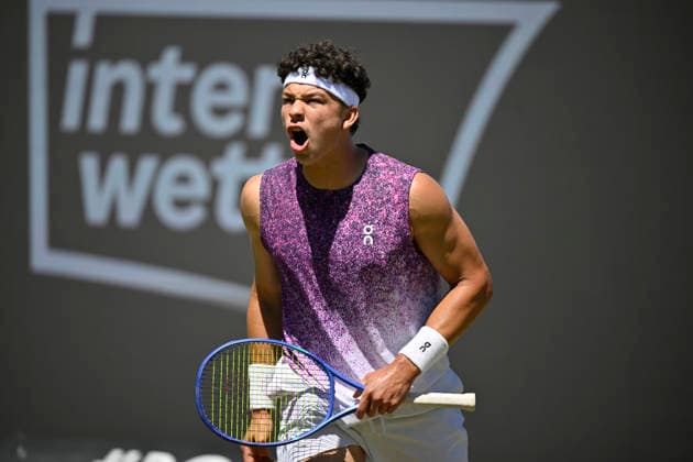 Ben Shelton (USA) Jubel, Freude, Emotion, emotional, jubelt, Glueck, gluecklich, Tennis Herren BOSS Open ATP, Tennis Herren 250 Stuttgart 2026 Weissenhof BOSS Open ATP 250 Stuttgart 2026