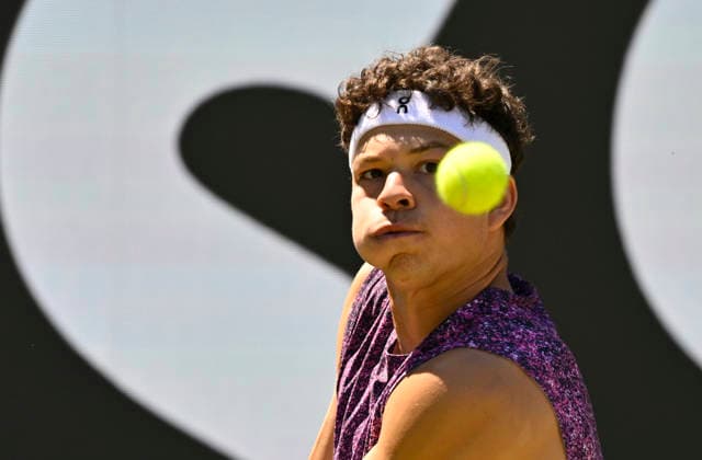 Ben Shelton (USA) Aktion Tennis Herren BOSS Open ATP, Tennis Herren 250 Stuttgart 2026 Weissenhof BOSS Open ATP 250 Stuttgart 2026