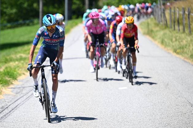 Tour Auvergne - Rhone-Alpes 2026 Stage 7 GRAND COLOMBIER, FRANCE - JUNE 13 : Paret-Peintre Valentin (FRA) of Soudal Quick Step during stage 7 of the 78th edition of Tour Auvergne - Rhone-Alpes an UCI World Tour 2.UWT cycling road race stage for Men Elite of 133.6 km with start in La Bridoire and finish in Grand Colombier on June 13, 2026 in Grand Colombier, France, 13 06 2026 ( Motordriver Guy De Vuyst - Grand Colombier France  Copyright: xVincentxKalutx
