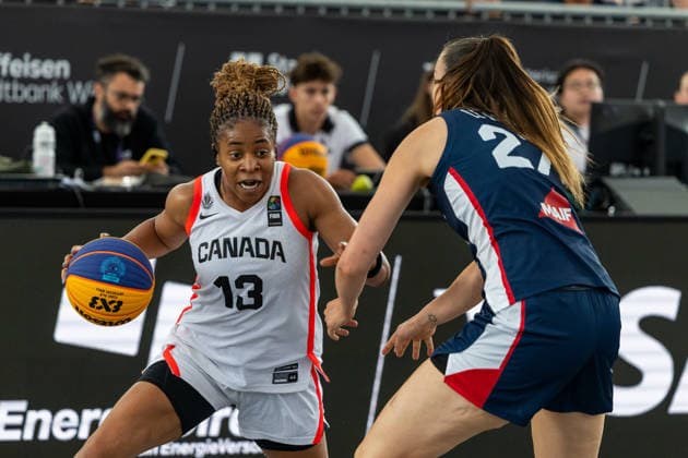 BASKETBALL - FIBA 3x3 World Tour VIENNA,AUSTRIA,13.JUN.26 - BASKETBALL - FIBA 3x3 World Tour. Image shows Merissah Russell (CAN) and Rosanne Madeleine Marie-Joseph Le Seyec (FRA).  GEPAxpictures xPhilippxBrem