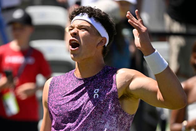nach Spielende: Ben Shelton (USA) Jubel, Freude, Emotion, emotional, jubelt, Glueck, gluecklich, Gestik Geste Tennis Herren BOSS Open ATP, Tennis Herren 250 Stuttgart 2026 Weissenhof BOSS Open ATP 250 Stuttgart 2026