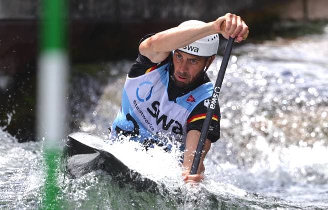 Sideris TASIADIS (GER, KSA Augsburg) im Einerkanadier. Kanuslalom, Kanu Einer (C1). Kanuslalom Weltcup 2026, am 13.06.2026 in Augsburg, O L Y M P I A E I S K A N A L, Deutschland. Quelle Copyright Credit : Oryk HAIST