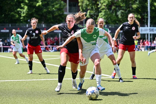 HISCOX Verbandspokal; SC Amicitia München - SpVgg Greuther Fürth; 13.06.2026 MÜNCHEN, GERMANY - 13. June: im Duell Annick LEISCHING (SC Amicitia München 25) und Judith GRUBER (SpVgg Greuther Fürth 24) während dem Match zwischen dem SC Amicitia München und der SpVgg Greuther Fürth beim Finale des HISCOX Verbandspokals an der Sportanlage des SC Amicitia