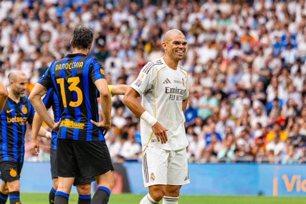 ESP: Corazon Classic Match 2026 Real Madrid Leyendasv Inter Legends Pepe of Real Madrid Leyendas during Corazon Classic Match 2026 between Real Madrid Leyendas v Inter Legends played at Santiago Bernabeu Stadium, Madrid on June 13, 2026 in Spain; Madrid Spain Futbol