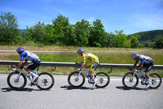 Tour Auvergne - Rhone-Alpes 2026 Stage 7 GRAND COLOMBIER, FRANCE - JUNE 13 : Tuckwell Luke (AUS) of Red Bull BORA Hansgrohe during stage 7 of the 78th edition of Tour Auvergne - Rhone-Alpes an UCI World Tour 2.UWT cycling road race stage for Men Elite of 133.6 km with start in La Bridoire and finish in Grand Colombier on June 13, 2026 in Grand Colombier, France, 13 06 2026 ( Motordriver Guy De Vuyst - Grand Colombier France  Copyright: xVincentxKalutx