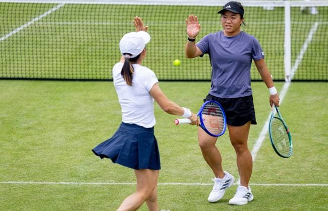 DEN BOSCH - Shuko Aoyama (JPN) and En-Shuo Liang (TPE) during the WTA, Tennis Damen doubles final match against Ingrid Neel (EST) and Giuliana Olmos (MEX) at the 2026 LibÃ ma Open. The combined ATP, Tennis Herren WTA tournament is being held on the grounds of the former Autotron car theme park. IRIS VAN DEN BROEK ANP xVIxANPxSportx xxANPxIVx 560897096 originalFilename: 560897096.jpg